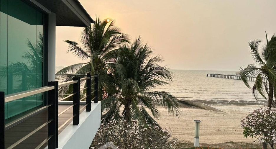 For sale 4 bedrooms house in Mueang Chon Buri, Chonburi
