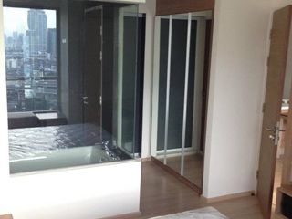 For rent 1 bed condo in Phra Khanong, Bangkok