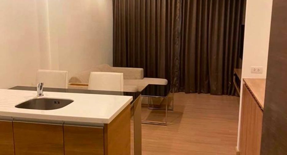 Condo en alquiler de 1 habitaciones en Phra Khanong, Bangkok