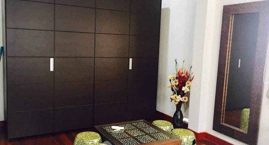 For rent 5 bedrooms house in Bang Lamung, Chonburi