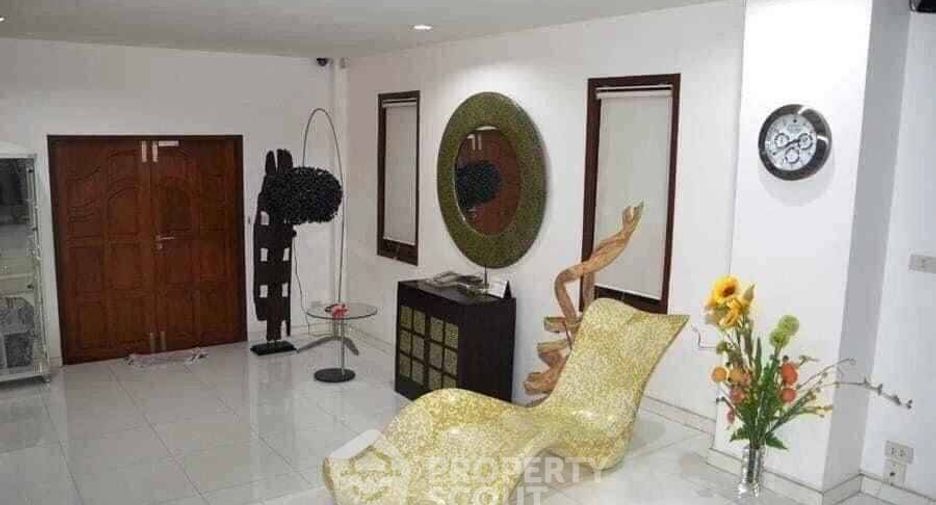 For rent 5 bedrooms house in Bang Lamung, Chonburi
