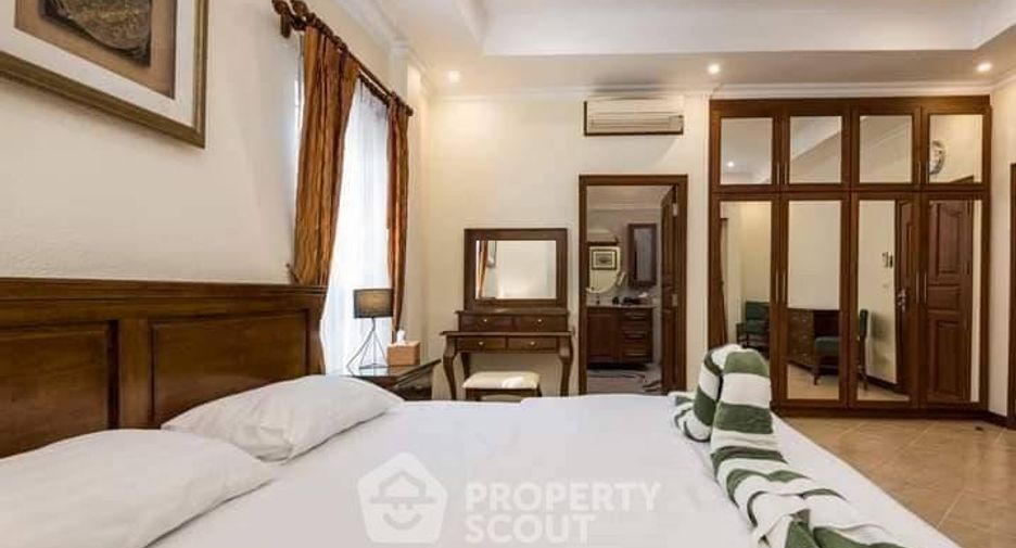 For rent 3 bedrooms villa in Bang Lamung, Chonburi