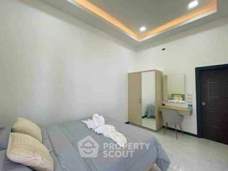 Villa en alquiler de 3 habitaciones en Bang Lamung, Chonburi