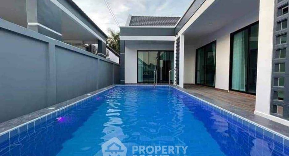 For rent 3 bedrooms villa in East Pattaya, Pattaya