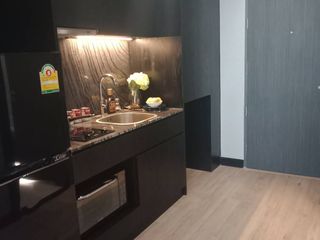 À louer 1 chambre appartement à Watthana, Bangkok
