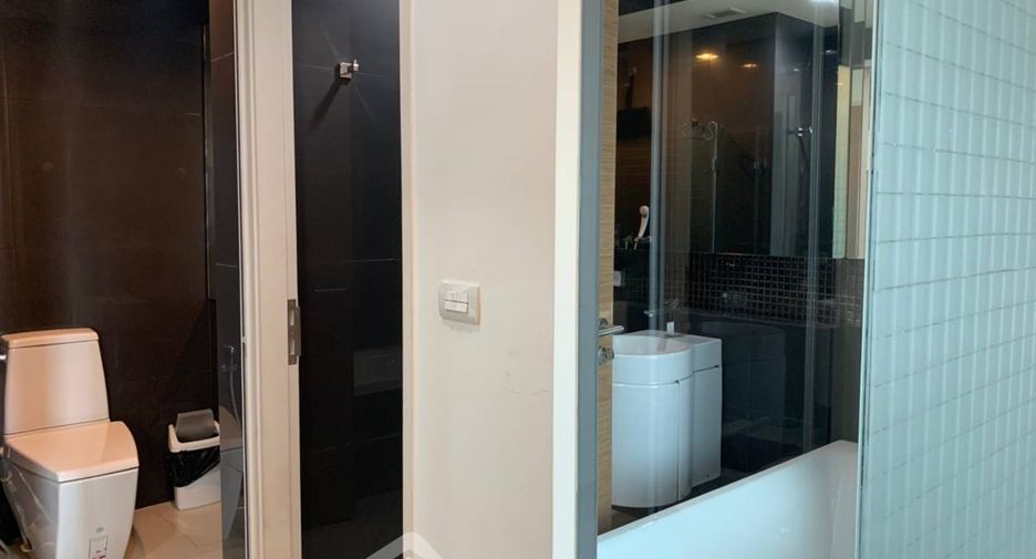 Condo en alquiler de 1 habitaciones en Phra Khanong, Bangkok