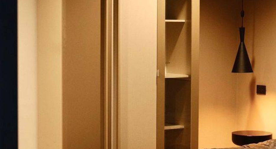 For rent 3 bedrooms condo in Bang Rak, Bangkok