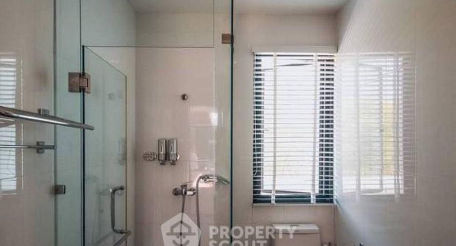 For rent 3 bedrooms apartment in Sattahip, Chonburi