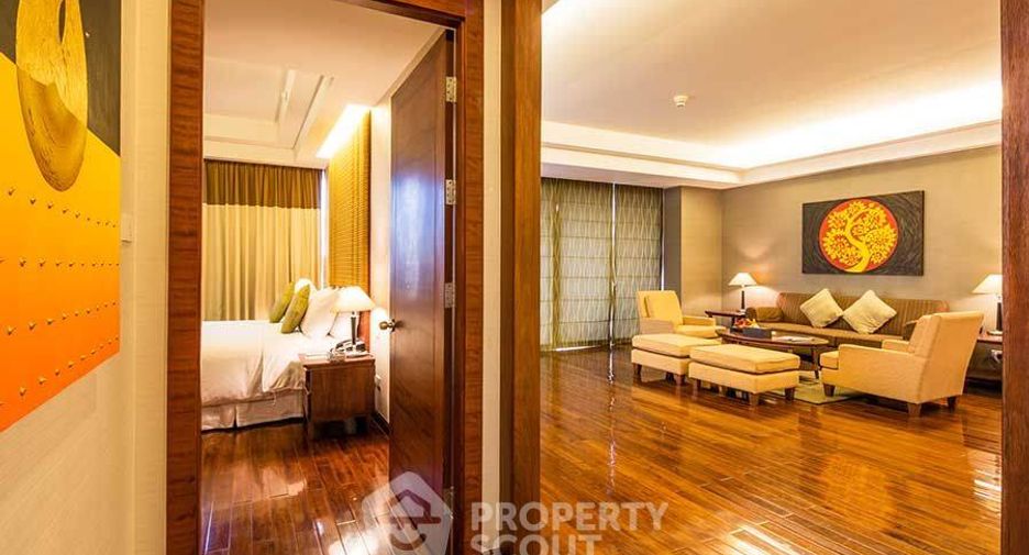 For rent 2 bedrooms apartment in Khlong Toei, Bangkok