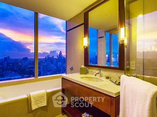 For rent 2 ベッドルーム apartment in Khlong Toei, Bangkok