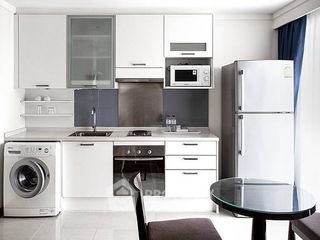 For rent 1 bed apartment in Watthana, Bangkok