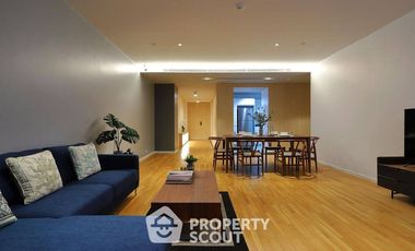 For rent 2 bedrooms apartment in Watthana, Bangkok