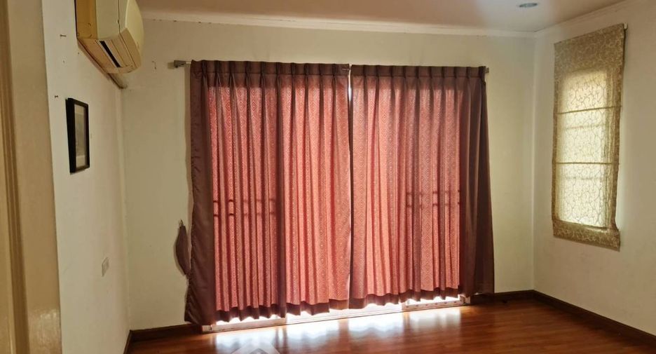 For rent 3 ベッドルーム house in Chom Thong, Bangkok