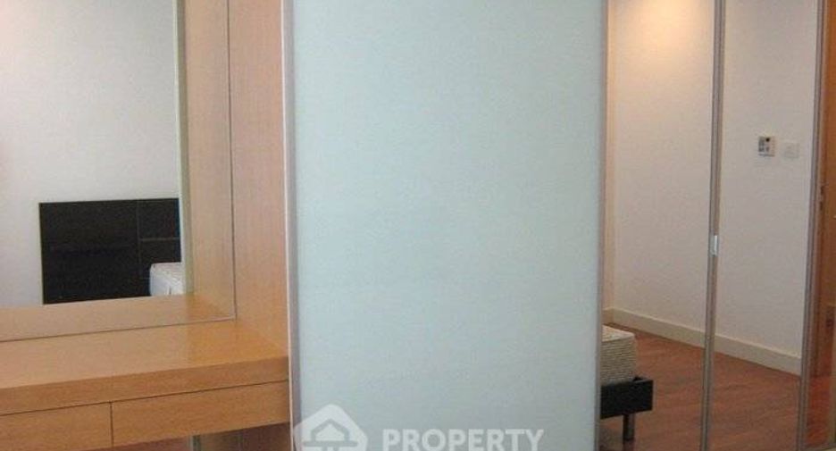 For rent 2 bedrooms apartment in Khlong Toei, Bangkok