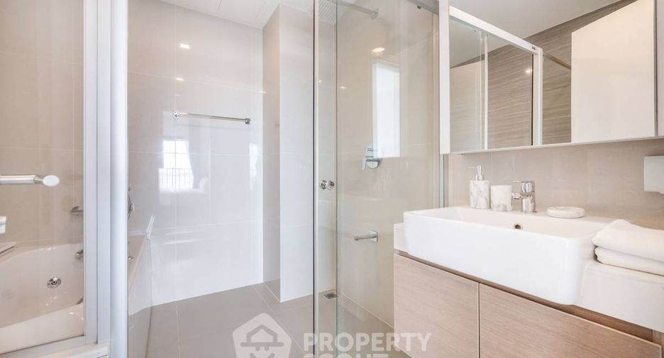 For rent 2 bedrooms apartment in Si Racha, Chonburi