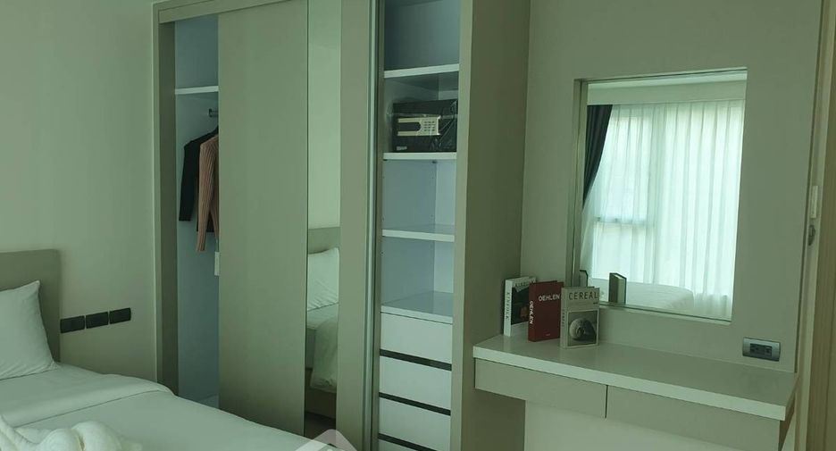 For rent 2 bedrooms apartment in Watthana, Bangkok