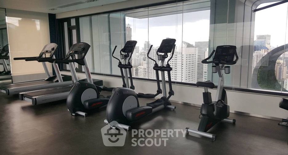 For rent 2 bedrooms condo in Khlong Toei, Bangkok