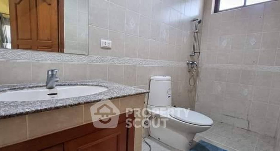 For rent 3 bedrooms house in Jomtien, Pattaya