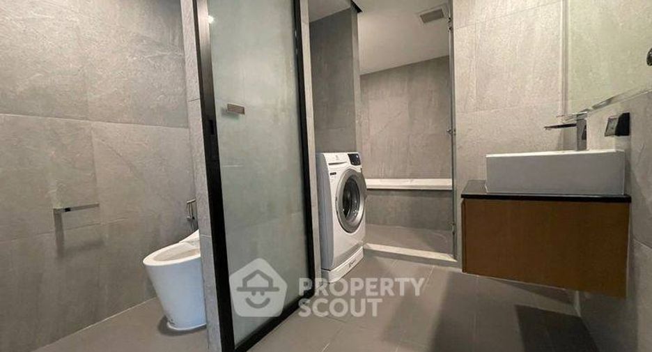For rent 2 bedrooms condo in Si Racha, Chonburi