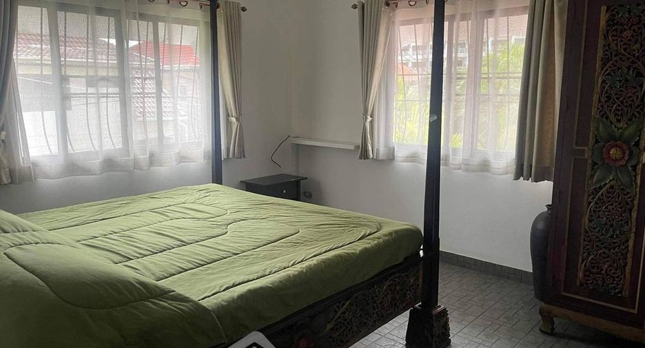 For rent 4 bedrooms villa in Jomtien, Pattaya