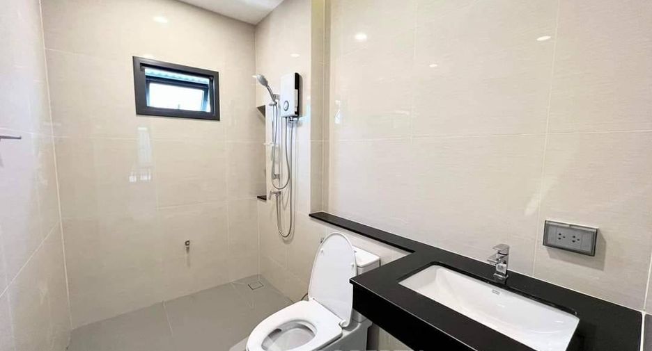 For rent 3 bedrooms house in Bang Lamung, Chonburi