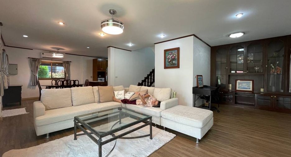 Haus zur Miete mit 3 Zimmer in East Pattaya, Pattaya