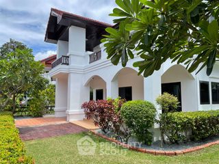 À louer 3 chambres maison à Bang Lamung, Chonburi