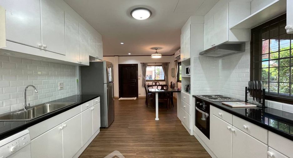 Haus zur Miete mit 3 Zimmer in East Pattaya, Pattaya