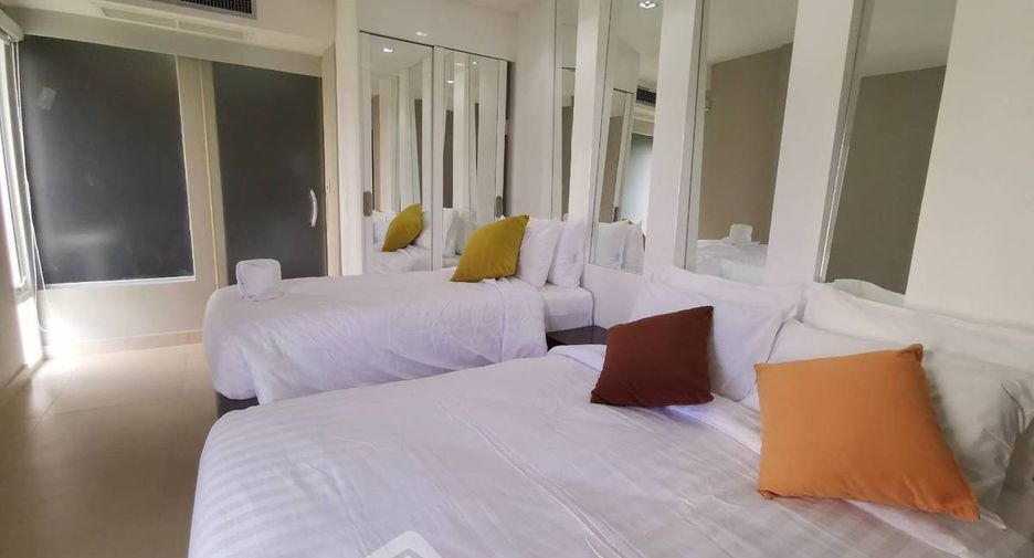 For rent 10 bedrooms villa in Bang Lamung, Chonburi