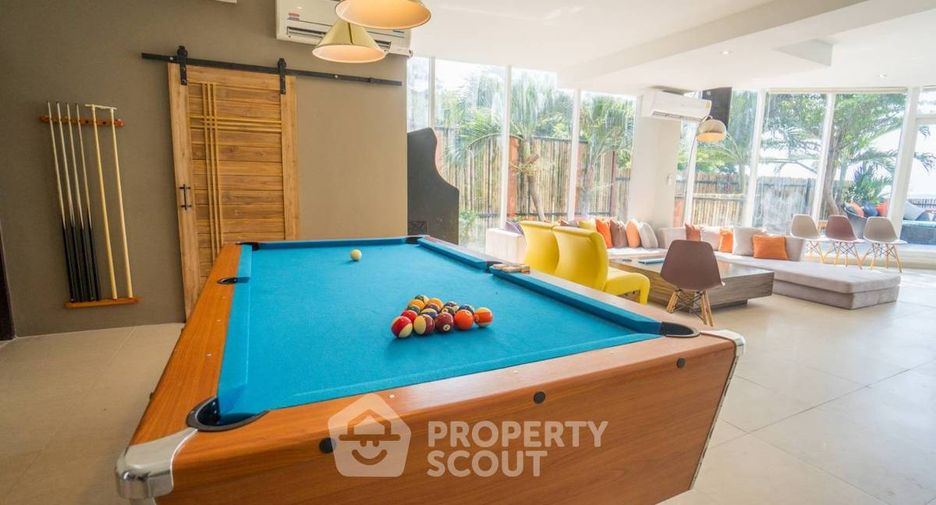 For rent 10 bedrooms villa in Bang Lamung, Chonburi
