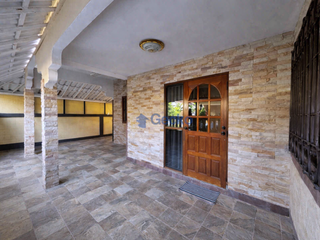 Haus zum Kauf mit 2 Zimmer in Bang Lamung, Chonburi