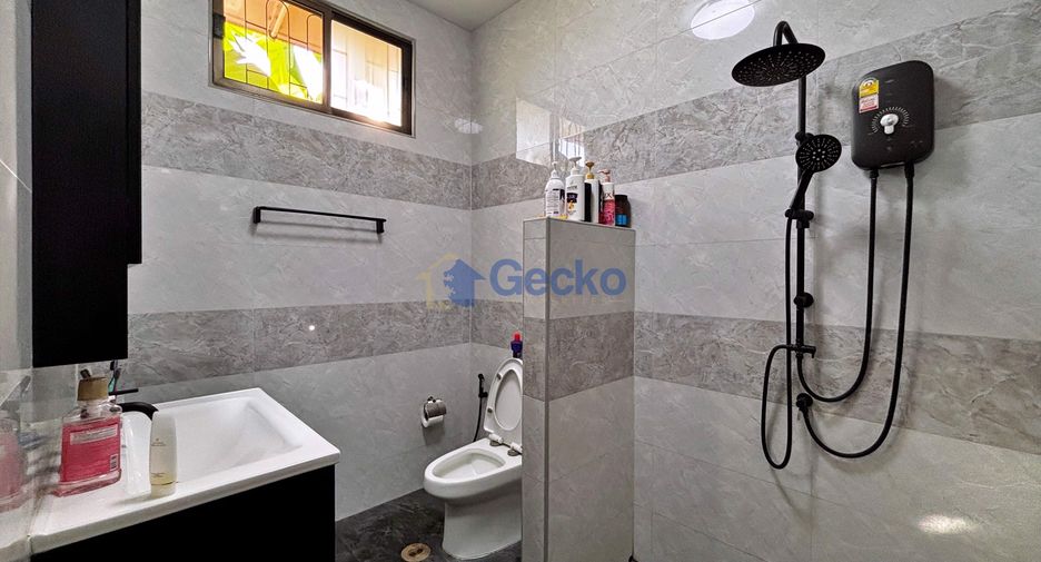 Haus zum Kauf mit 2 Zimmer in East Pattaya, Pattaya