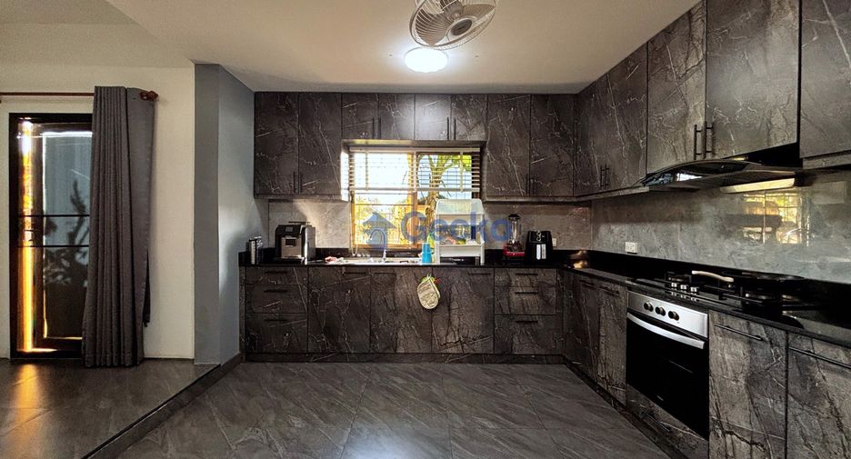 Haus zum Kauf mit 2 Zimmer in East Pattaya, Pattaya