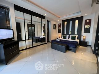 Villa en alquiler de 4 habitaciones en Bang Lamung, Chonburi