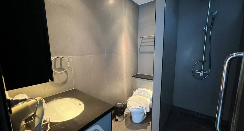 Villa en alquiler de 4 habitaciones en Jomtien, Pattaya