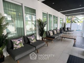 Villa en alquiler de 5 habitaciones en Bang Lamung, Chonburi