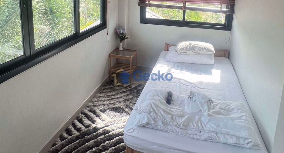 For rent 4 bedrooms house in Huay Yai, Pattaya