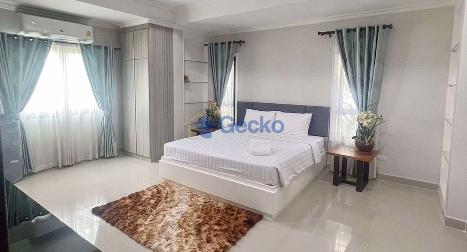 For rent 4 bedrooms house in Huay Yai, Pattaya
