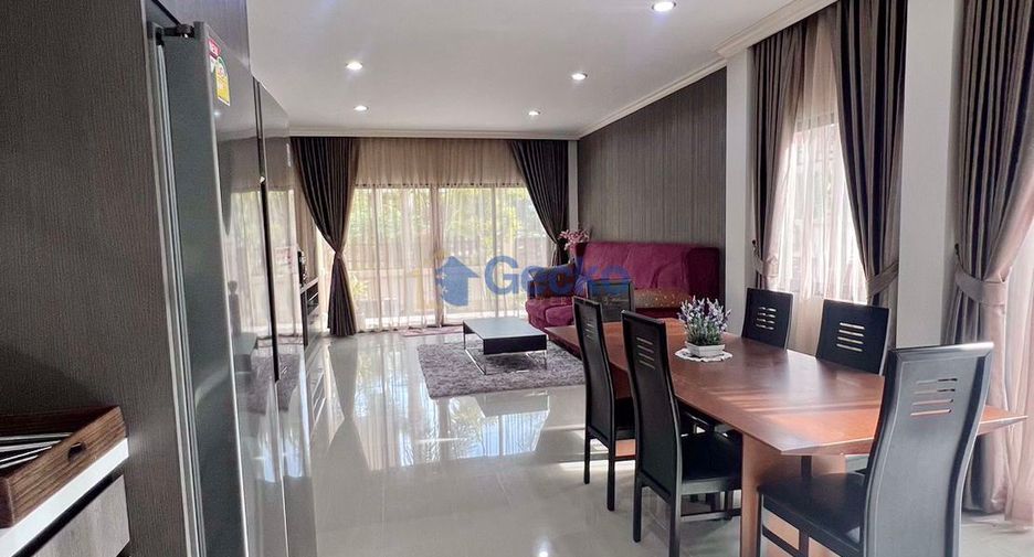 For rent 4 bedrooms house in Huay Yai, Pattaya