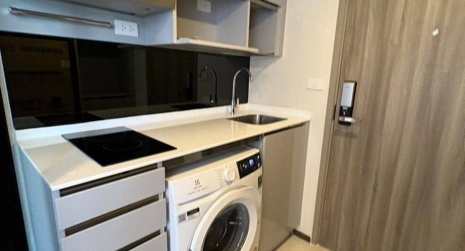 For rent 2 bedrooms condo in Chatuchak, Bangkok