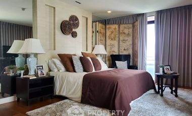 For rent 3 bedrooms apartment in Watthana, Bangkok