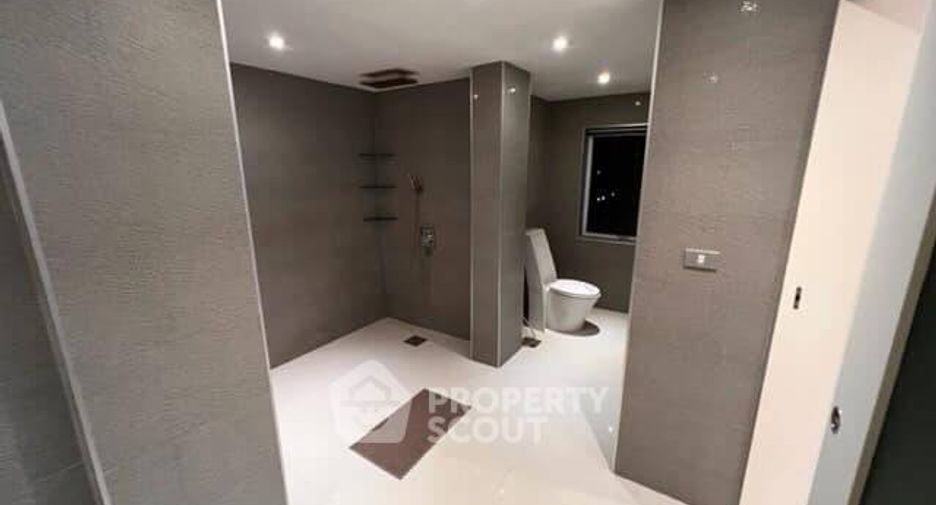 For rent 3 bedrooms house in Na Jomtien, Pattaya