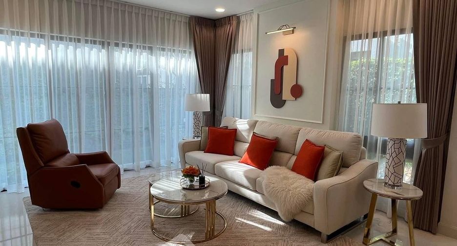 For rent 4 bedrooms house in Saphan Sung, Bangkok