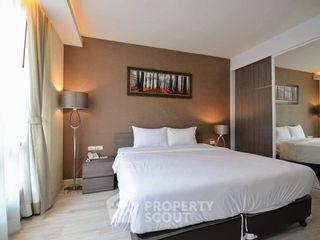 For rent 2 bedrooms apartment in Watthana, Bangkok