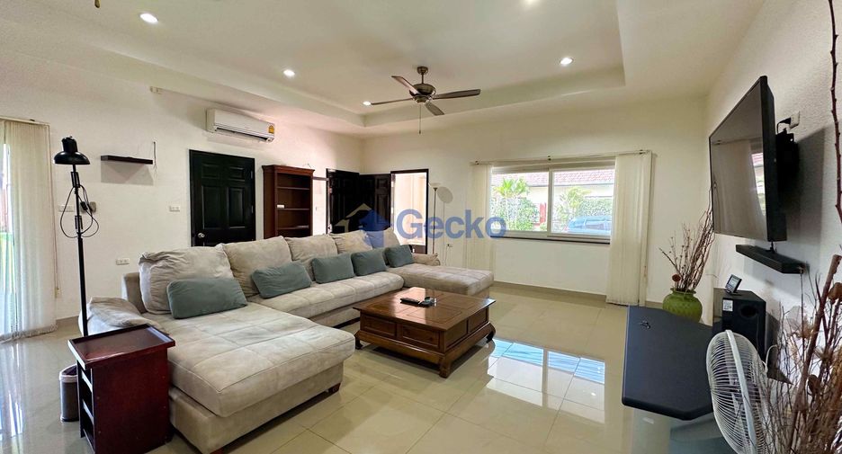 For rent and for sale 4 bedrooms house in Bang Lamung, Chonburi