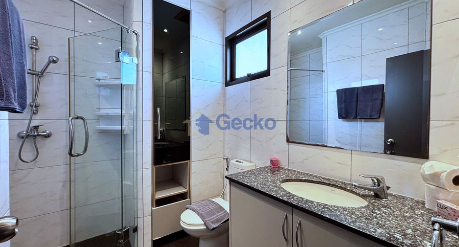 For sale 1 bed condo in South Pattaya, Pattaya