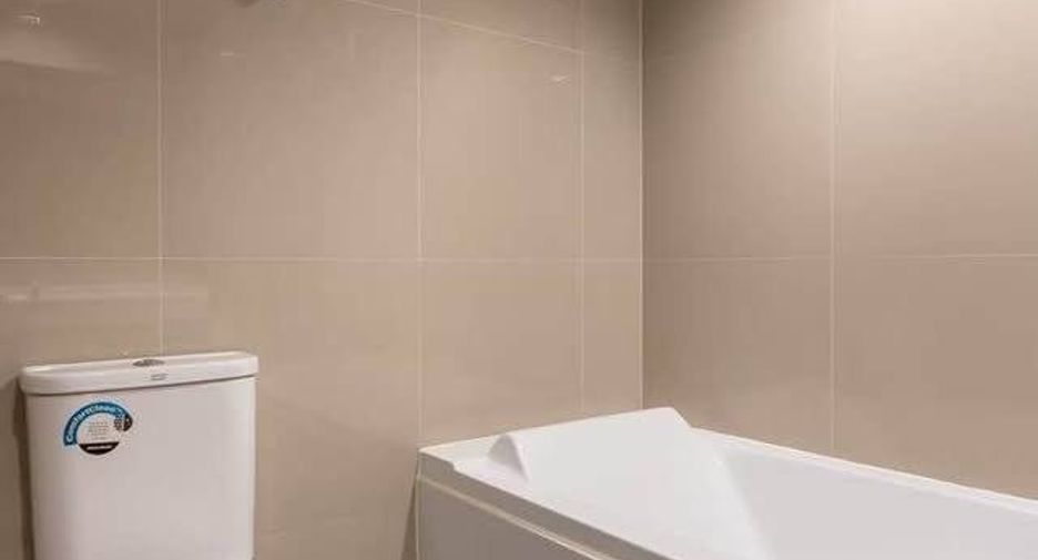 For rent 1 bed condo in Phra Khanong, Bangkok