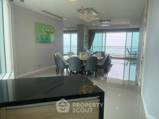 For rent 3 bedrooms condo in Bang Lamung, Chonburi