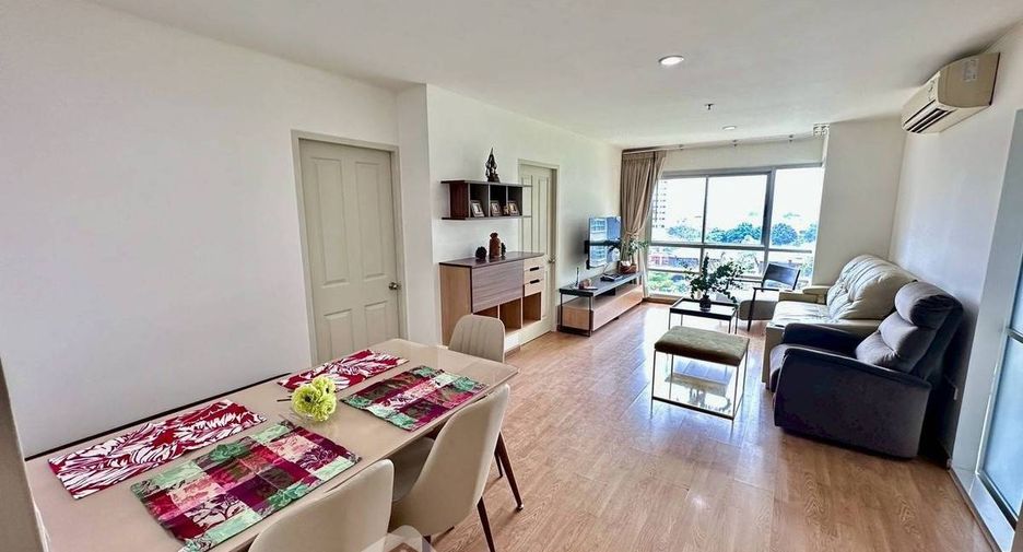 For rent 2 bedrooms condo in Phaya Thai, Bangkok