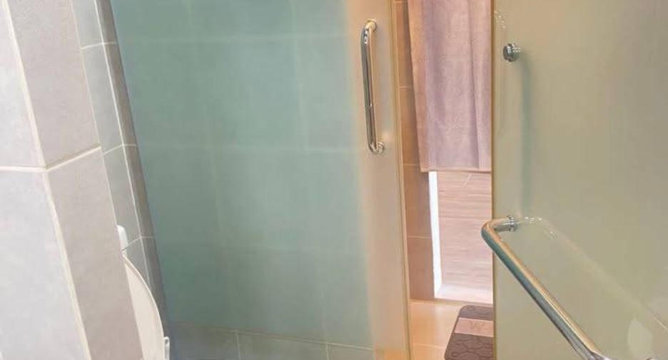 For rent 2 bedrooms condo in Phasi Charoen, Bangkok